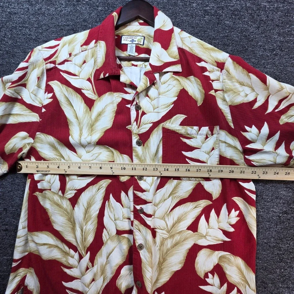 Caribbean Joe Button Down Shirt Mens XL Red Tropical Leaf Rayon Aloha Vacation‎